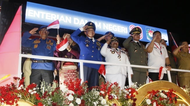 Karnaval Bersatu HUT ke 80 RI